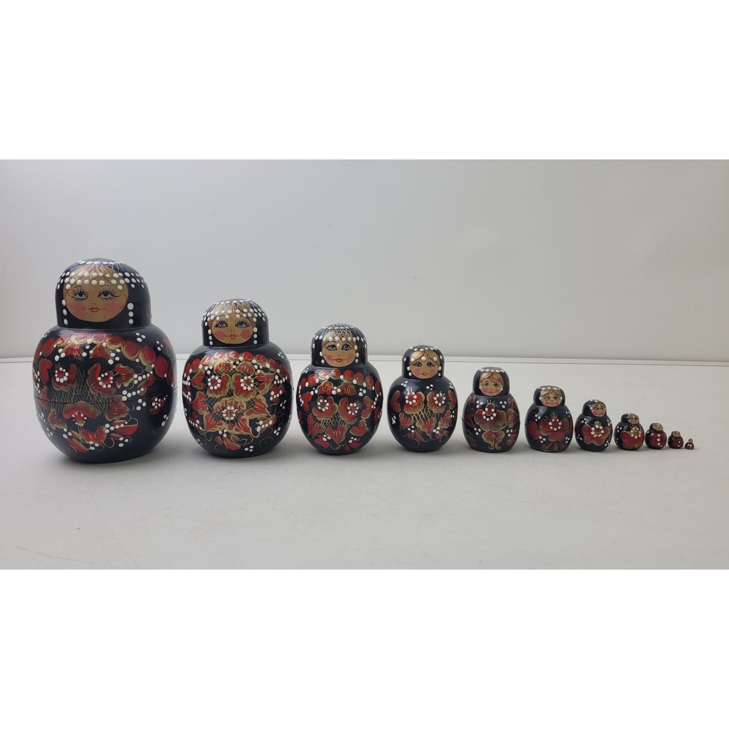 Vintage Hand-Painted Matryoshka Nesting Doll Set | 11 pieces | 6 1/4" Tall