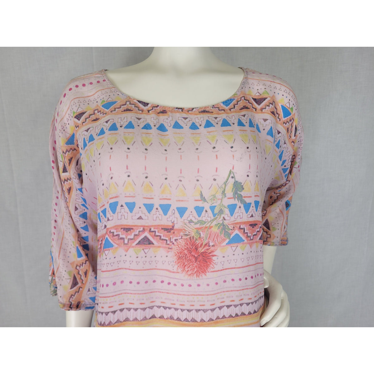 Johnny Was Elly Flair Aztec Geometric Floral Print Rayon Tunic Top Women's Sz S