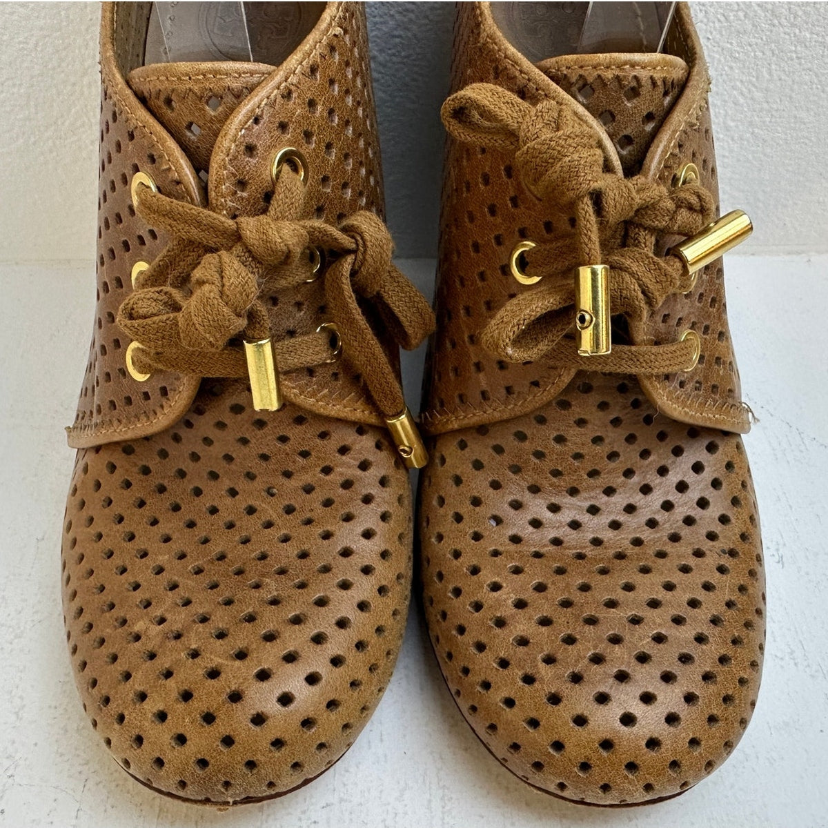 Tory Burch Camel Perforated Leather Victor Lace-Up Wedge Booties Women's Sz 9