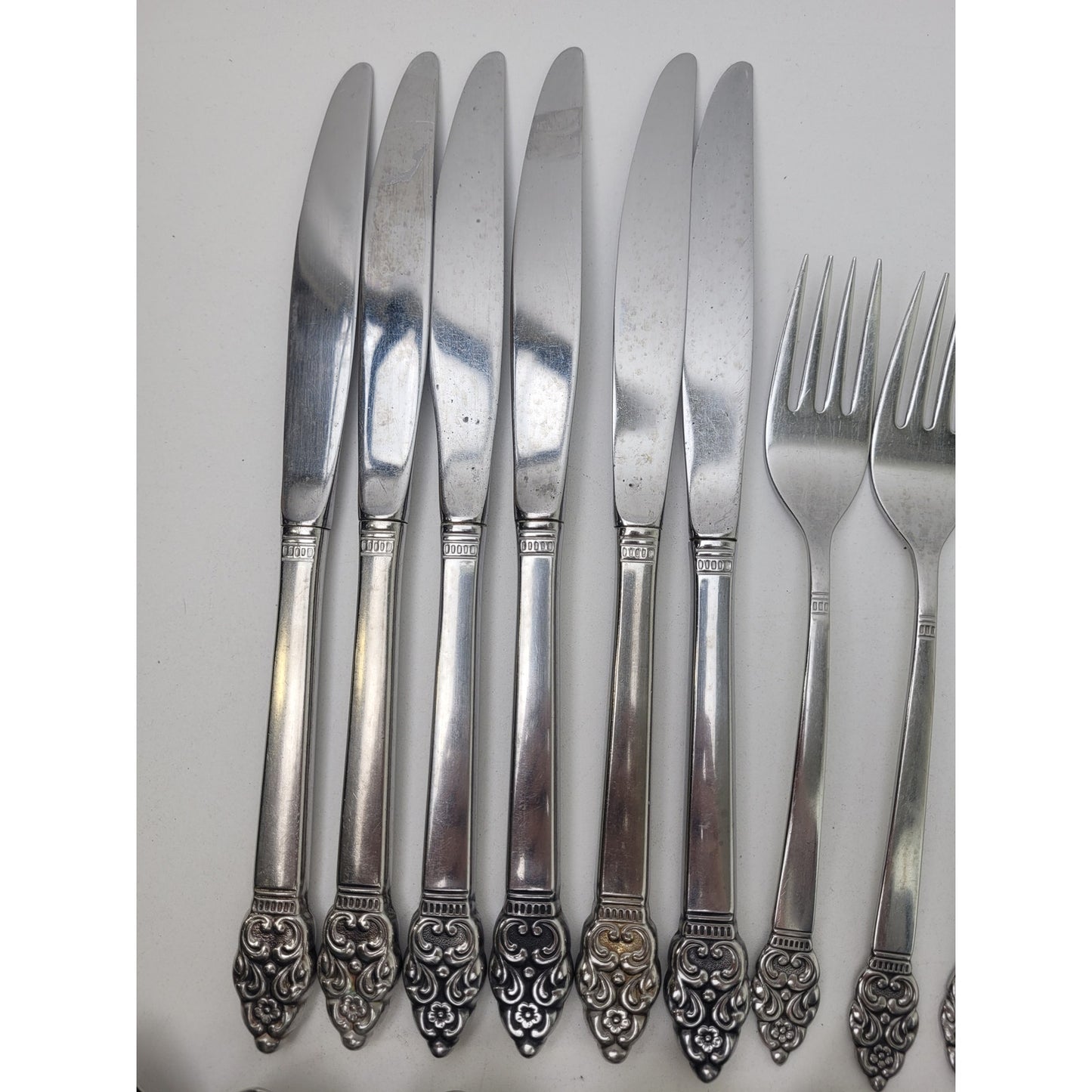Vintage Oneida Community Stainless Nordic Crown Flatwear Set of 76