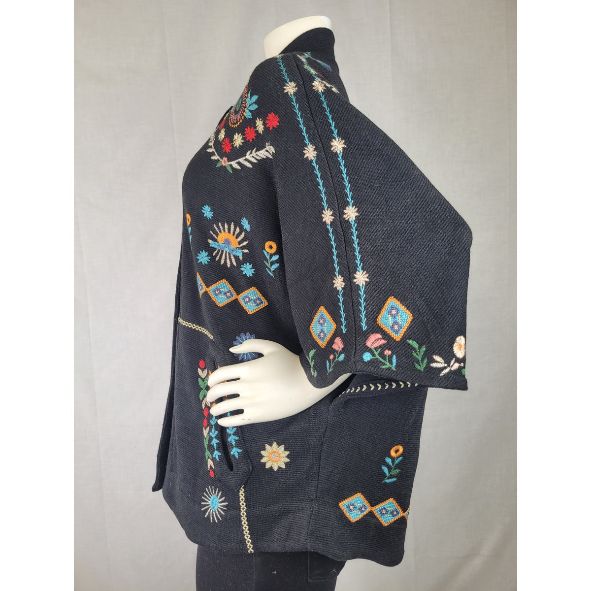Johnny Was Josiy Poncho w Multicolored Floral & Geometric Embroidery Sz S