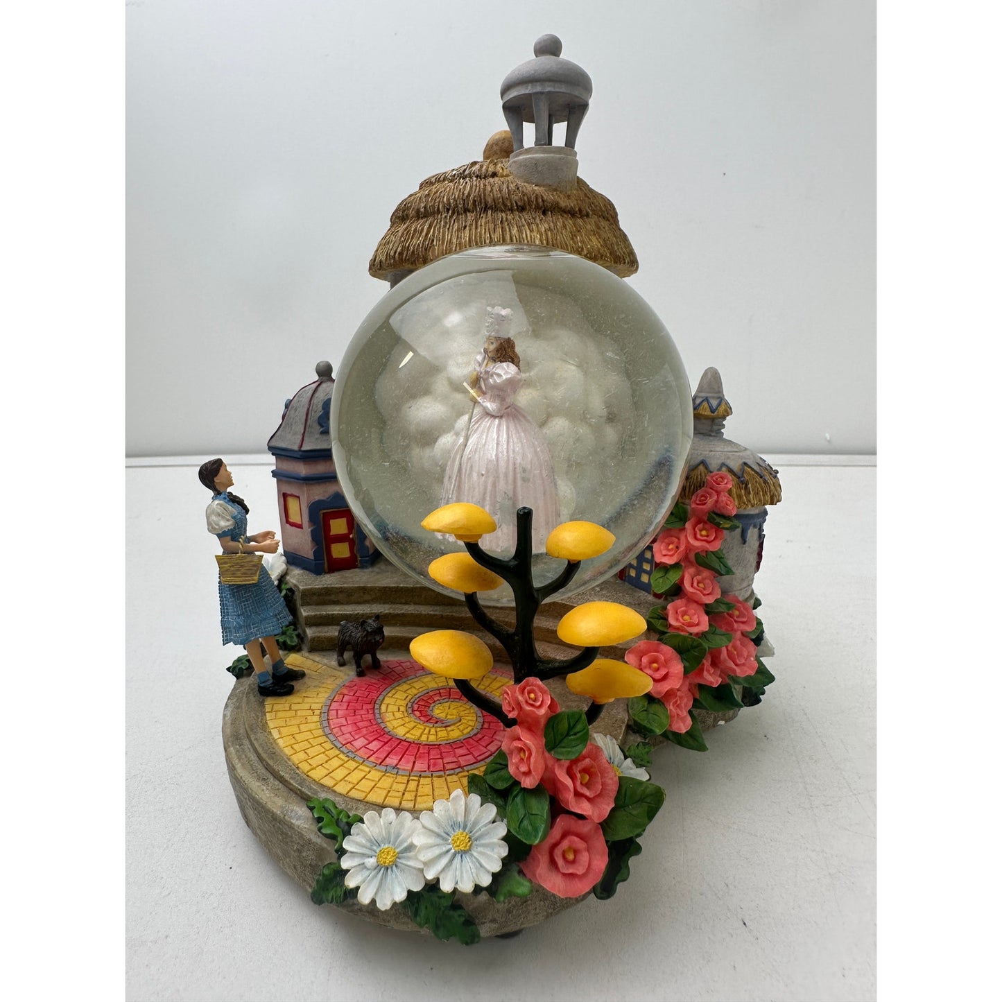 Vintage San Francisco Music Box Co. Wizard of Oz Glinda's Arrival Musical Waterglobe