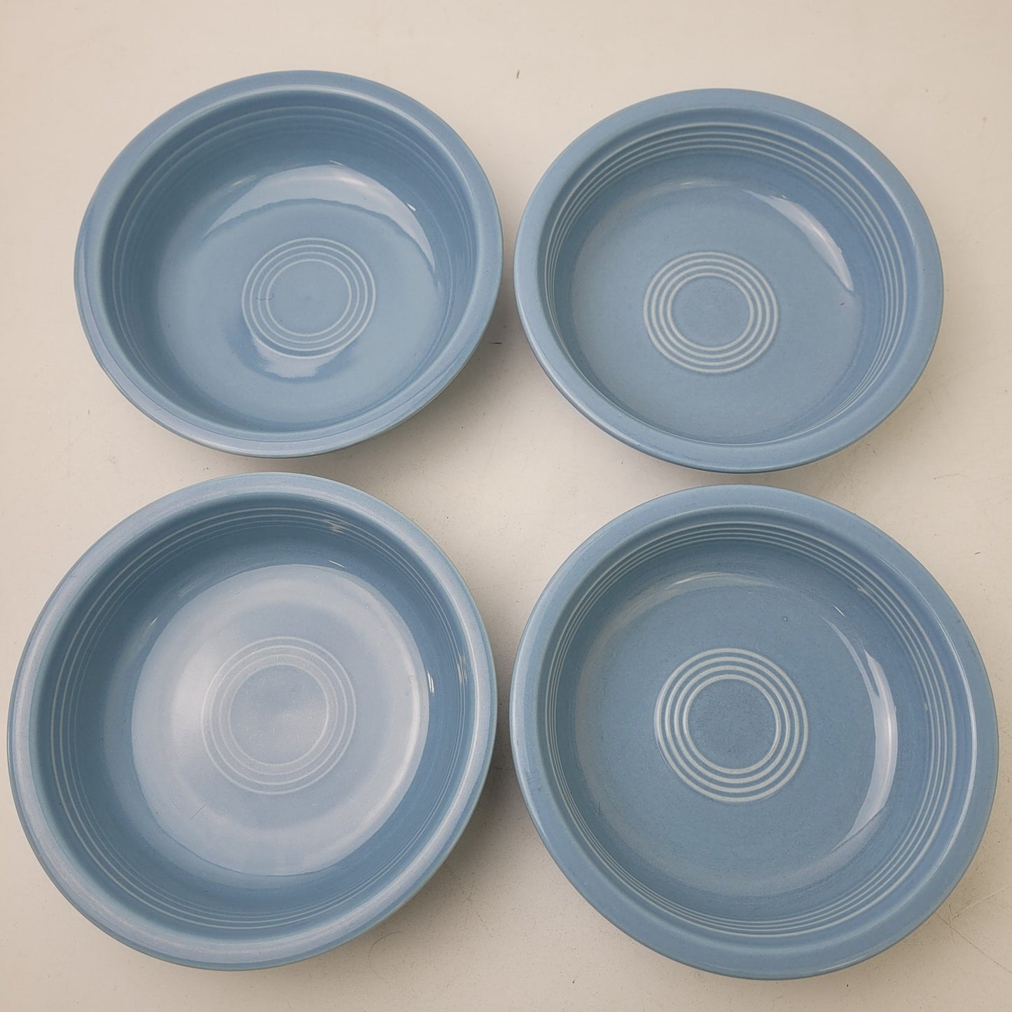 Homer Laughlin Fiestaware (4) Coupe Soup Bowls & (2) Small Bowls in Periwinkle