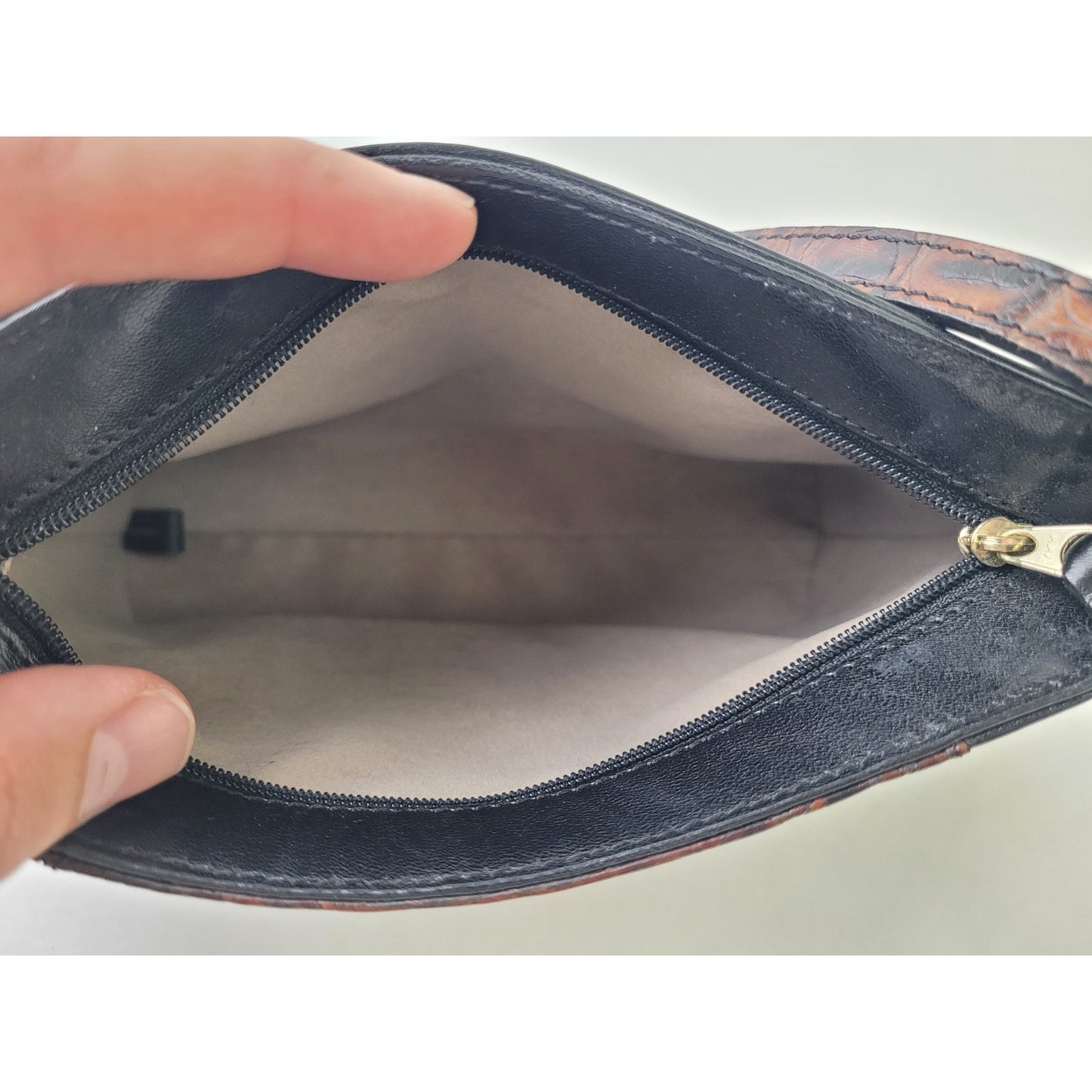 Vintage Brahmin Crossbody Bag in Two-Tone Black & Brown Croc Embossed Leather