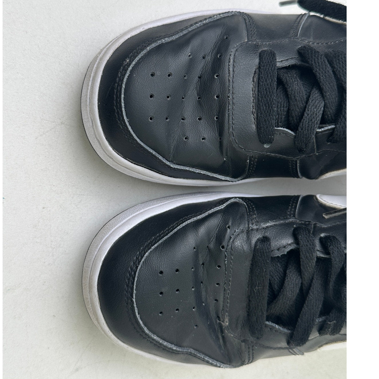 Nike Court Borough Mid 2 Black/White Sneakers Youth Sz 6.5