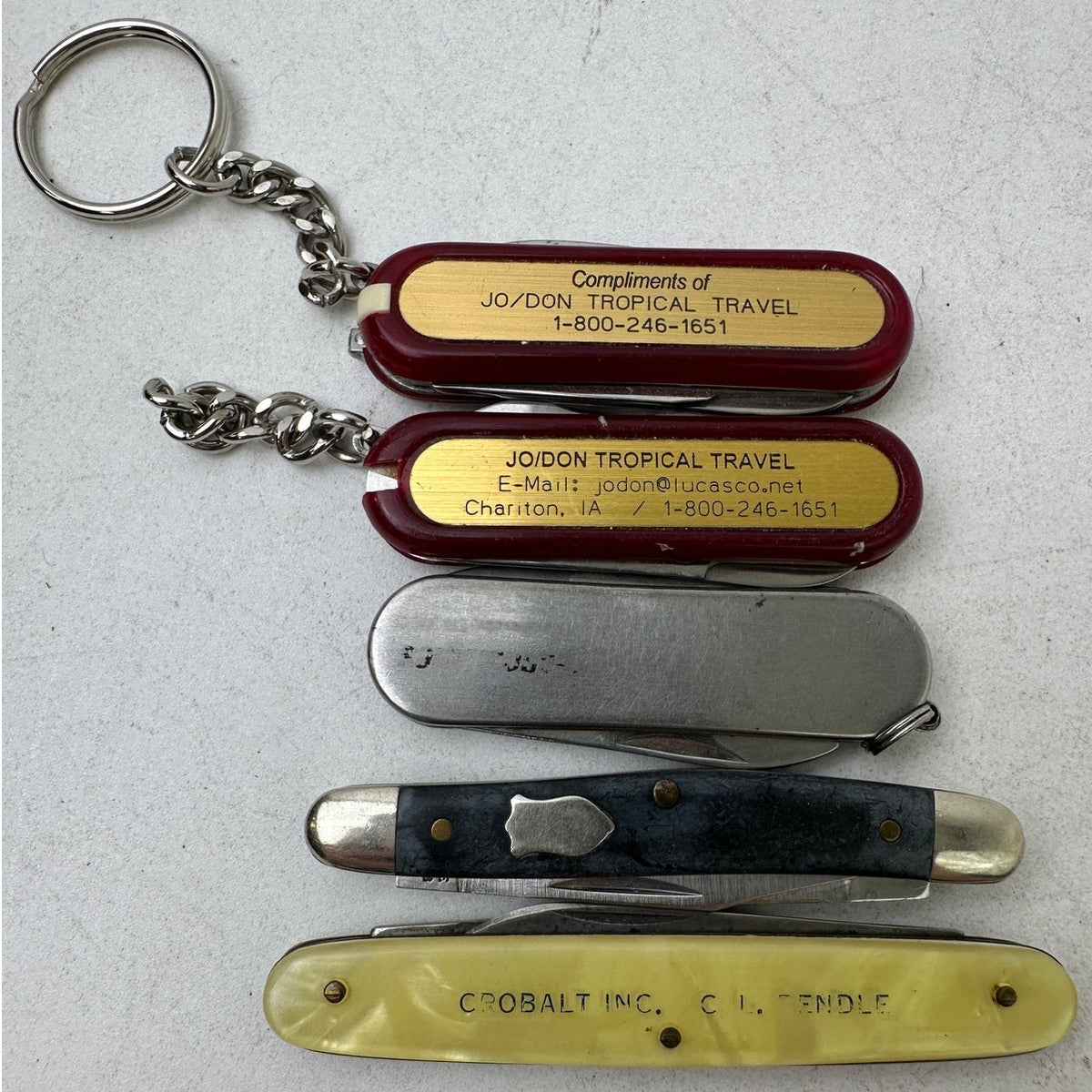 Vintage Knife Lot: Victorinox Boxes, Leatherman e303, SOG Pouch & Barlow