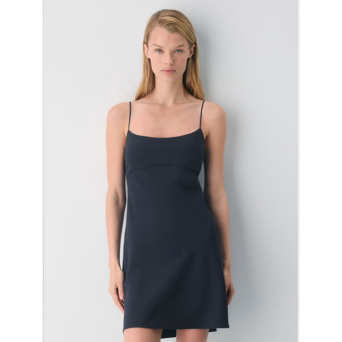 Aritzia Wilfred Foxley Black Crepe Mini Dress Sz 8 NWT
