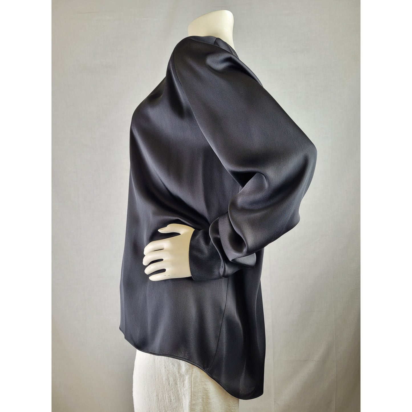 Vince Satin Blouse Sleek Band Collar Raglan Long Sleeves Women's Sz L