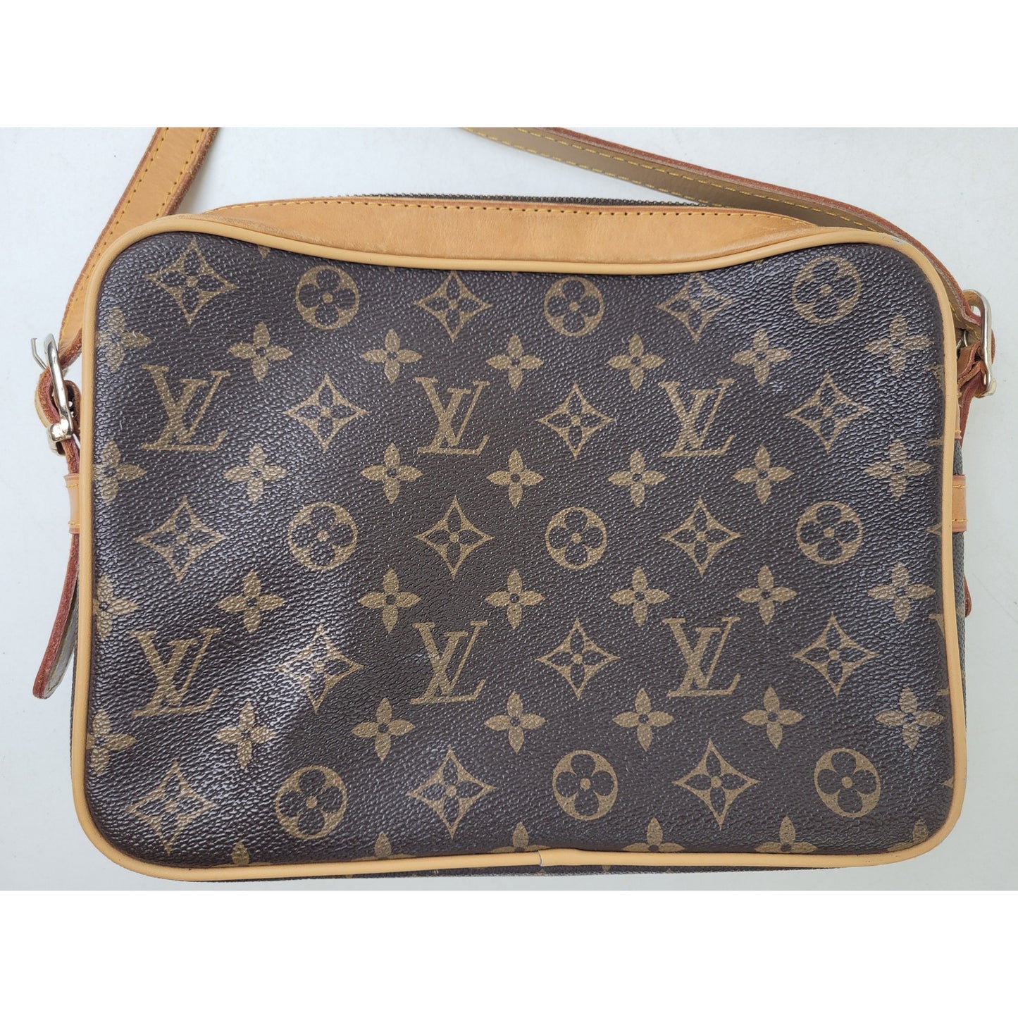Vintage Fake Louis Vuitton Paris Reporter Crossbody Logo Bag Monogram Canvas