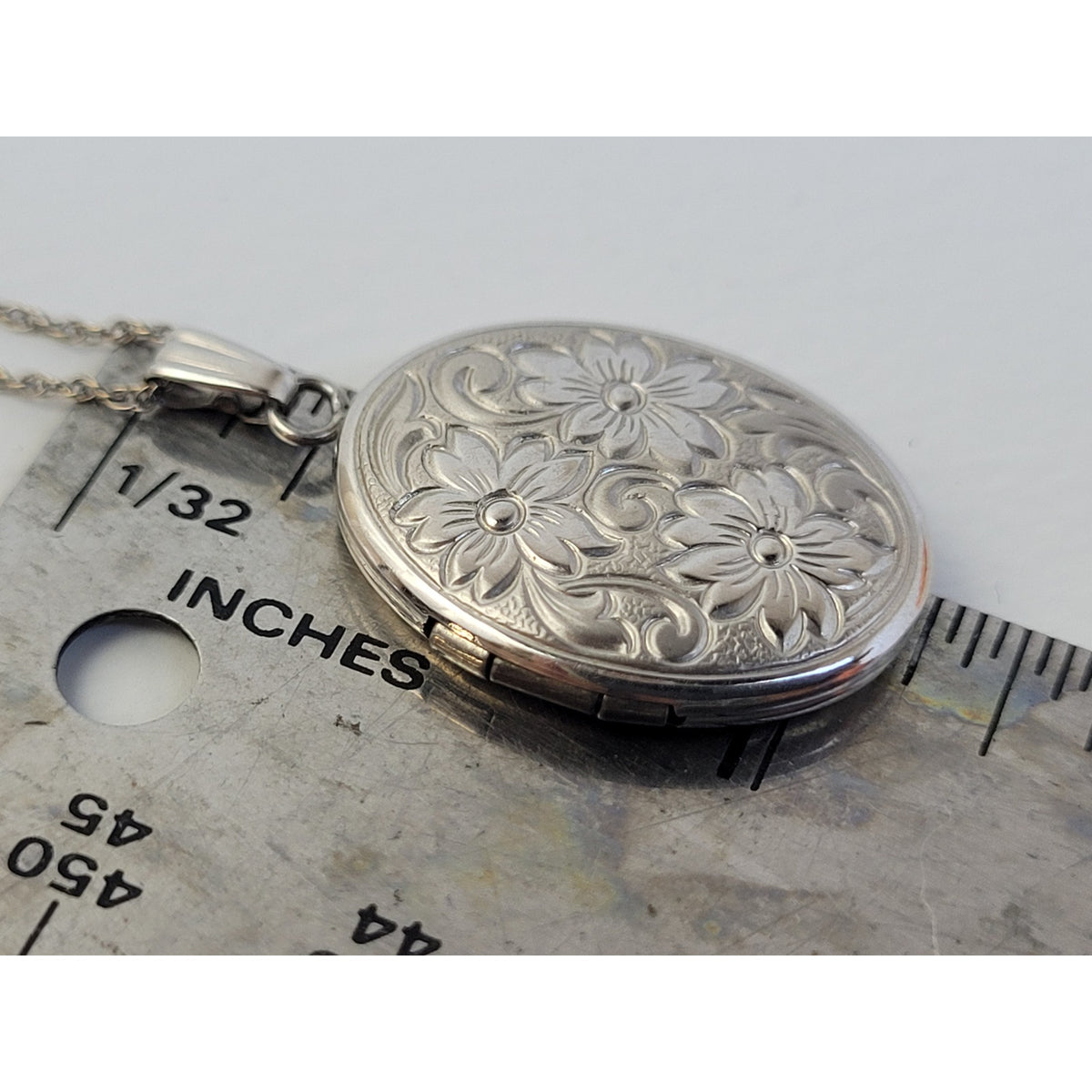 Vintage 14K Solid White Gold Floral Etched Locket on 18" Rope Chain | 3.67 Grams