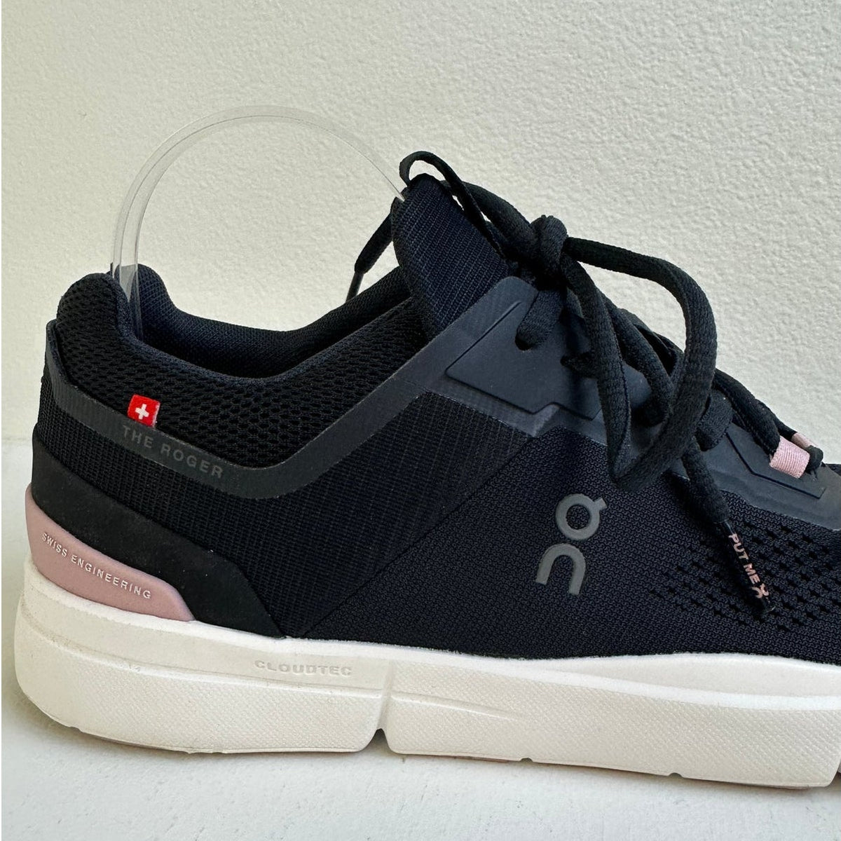 On Cloud The Roger Spin Black Zephyr Sneakers Women's Sz 9.5