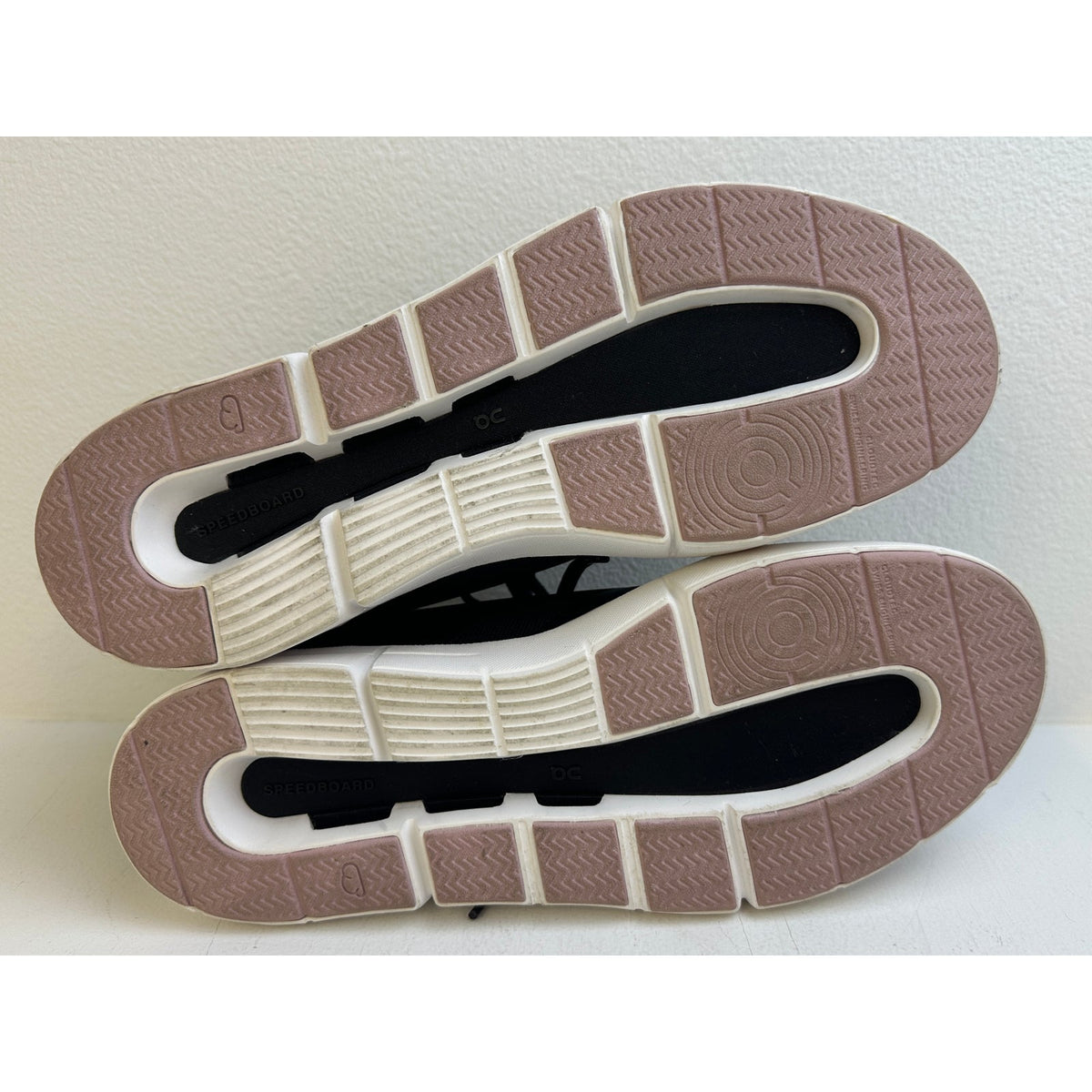 On Cloud The Roger Spin Black Zephyr Sneakers Women's Sz 9.5