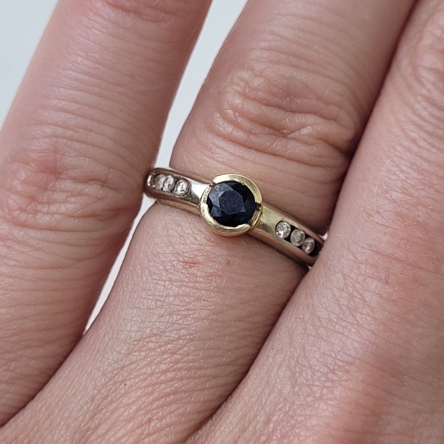 14K Yellow & White Gold Bezel-Set Sapphire Moissanite Ring | Sz 5 1/4