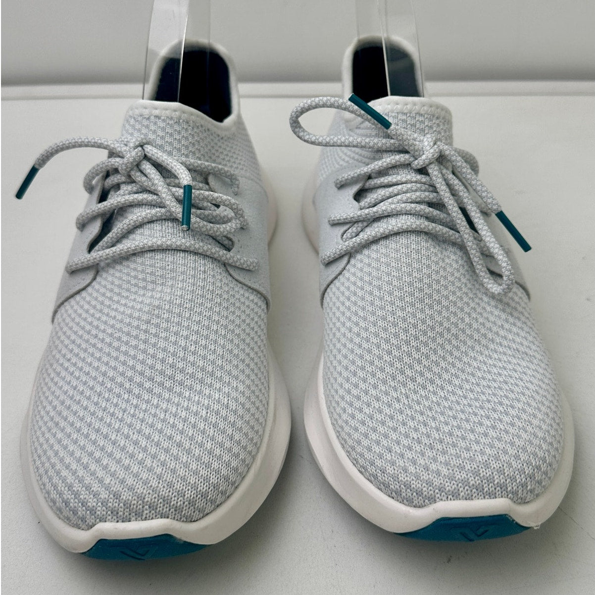 Vessi Everyday Classic Waterproof White/Grey Knit Sneakers Women's Sz 8