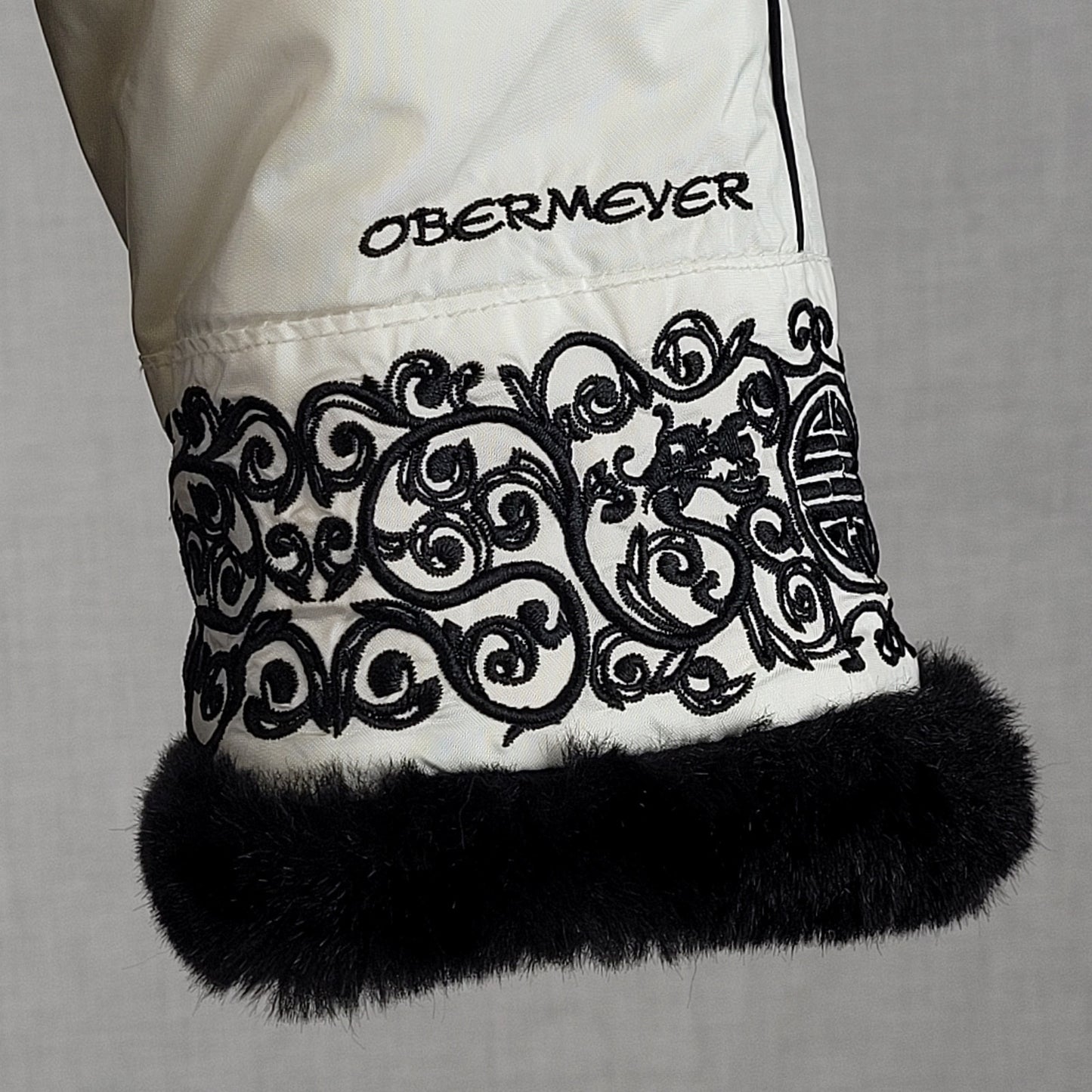 Obermeyer Ski Jacket White & Black Faux Fur Collar Women's Sz 10