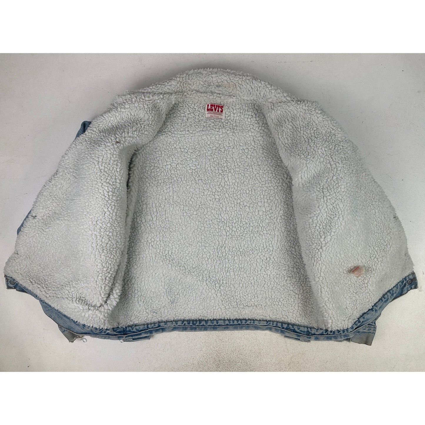 Vintage Levi's Made in USA Sherpa Lined Denim Trucker Jacket M's XL / W's XXL