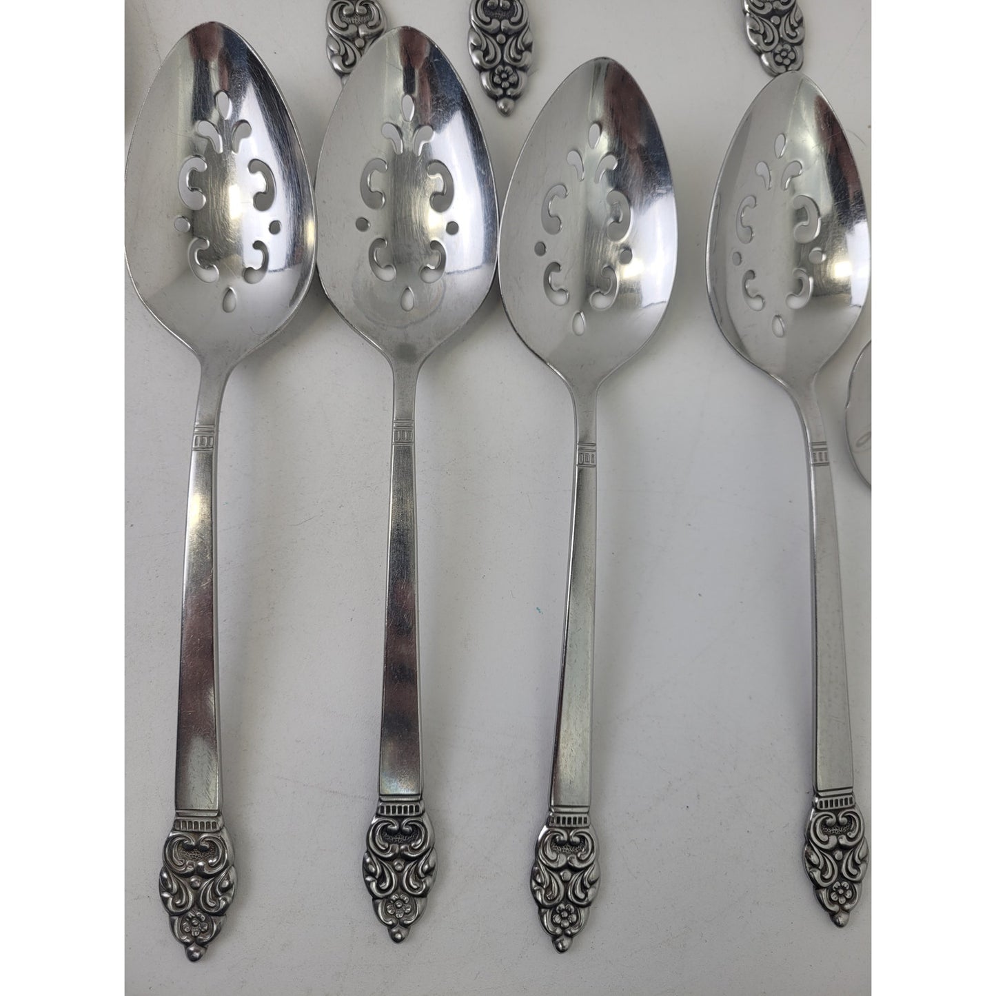 Vintage Oneida Community Stainless Nordic Crown Flatwear Set of 76