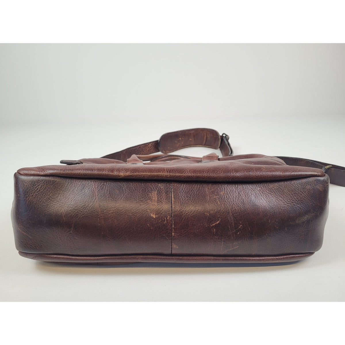 Moore & Giles Dillard Commuter Bag in Mad Dog Leather MSRP: $875
