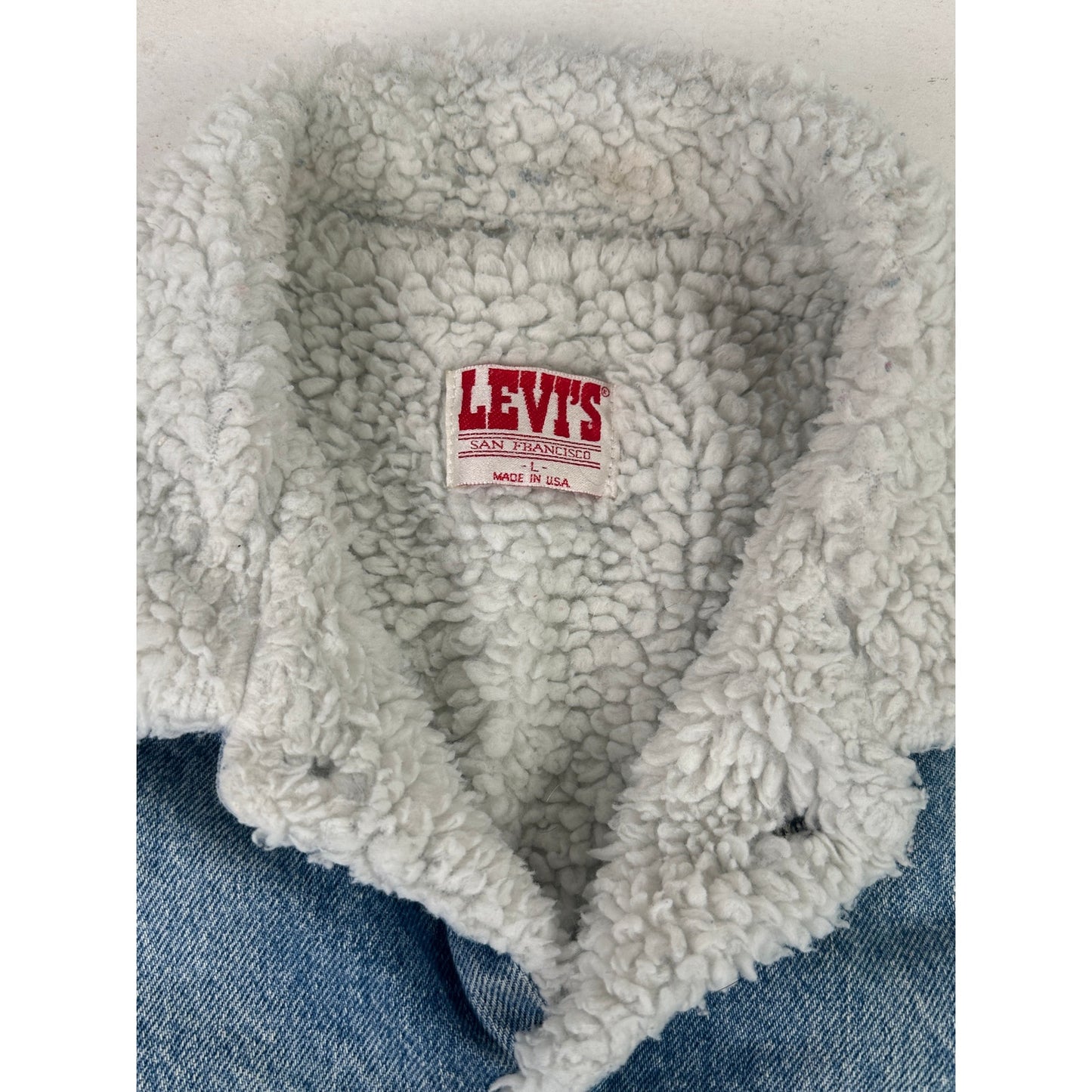 Vintage Levi's Made in USA Sherpa Lined Denim Trucker Jacket M's XL / W's XXL