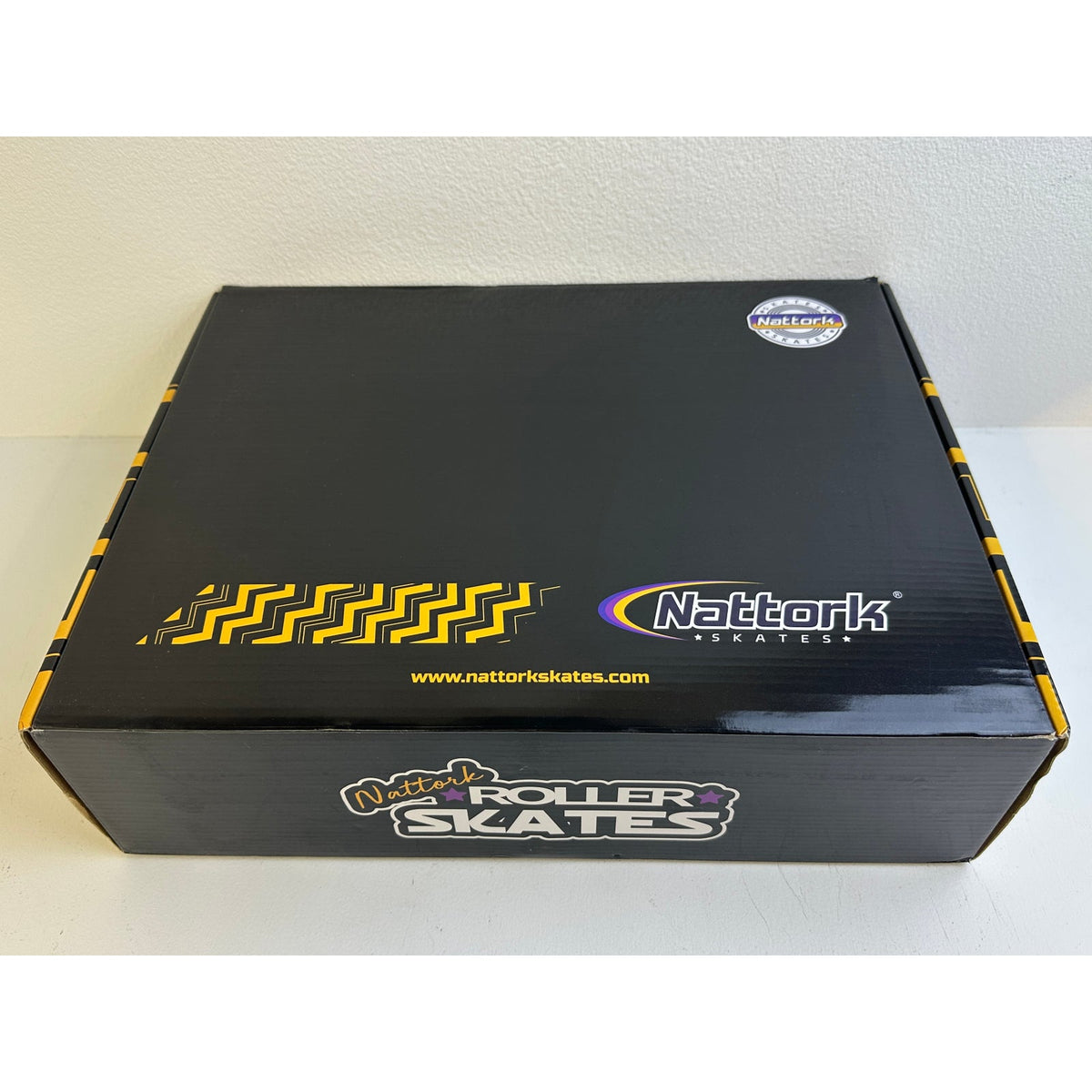 Nattork Yellow Retro Roller Skates with LED Flashing Wheels Women's Sz 9