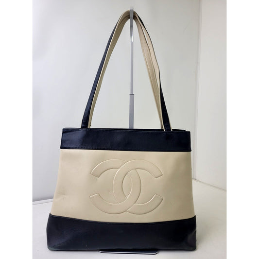 1997 Vintage CHANEL Coco Mark Contrast Tote Bag Minimalist Two-Tone Color Block