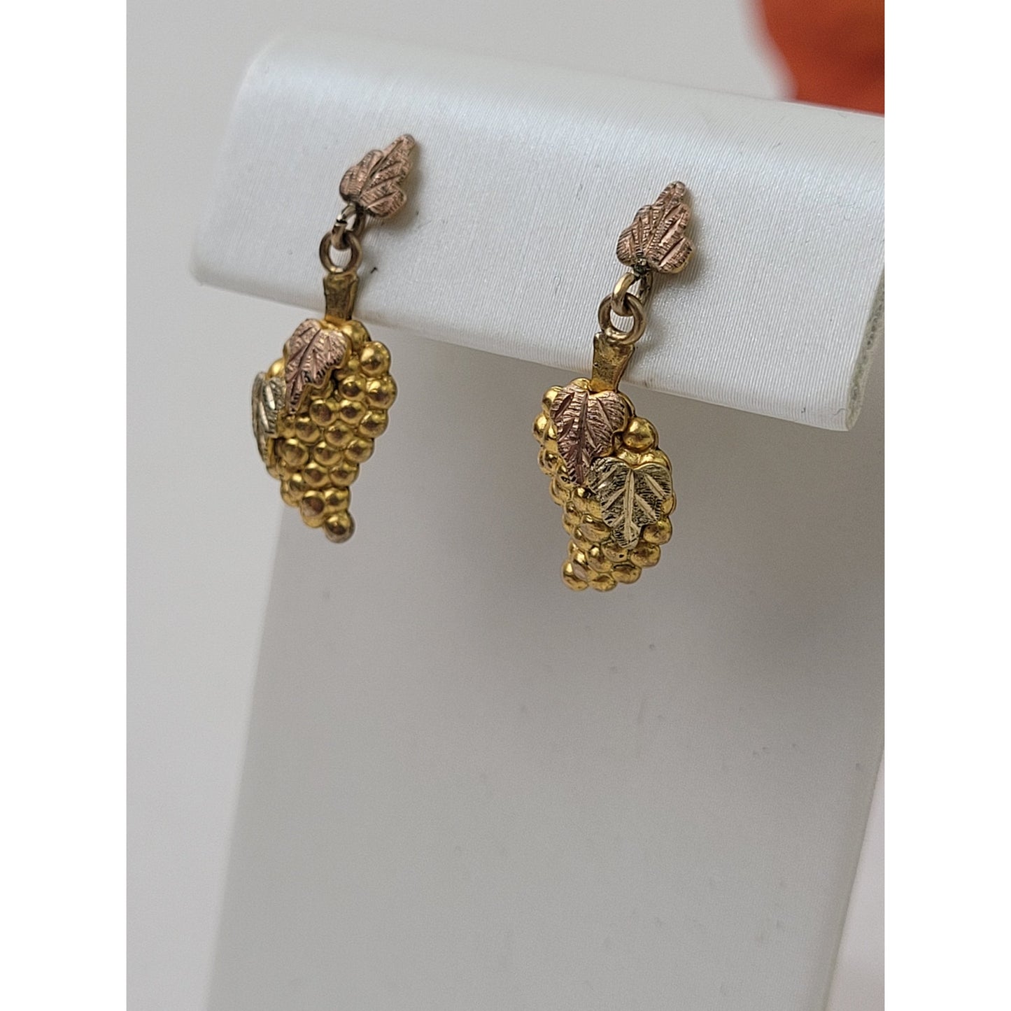 14K Black Hills Gold Grapes Leaves Post Dangle Earrings | 1.74 grams