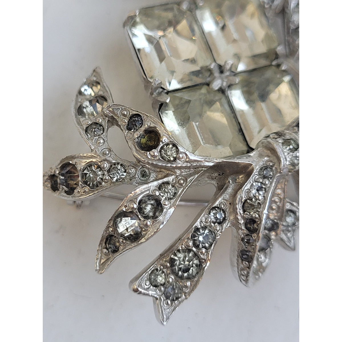 Vintage 1940s Eisenberg "U" Brooch Pin Emerald-Cut Glass Rhinestones Signed