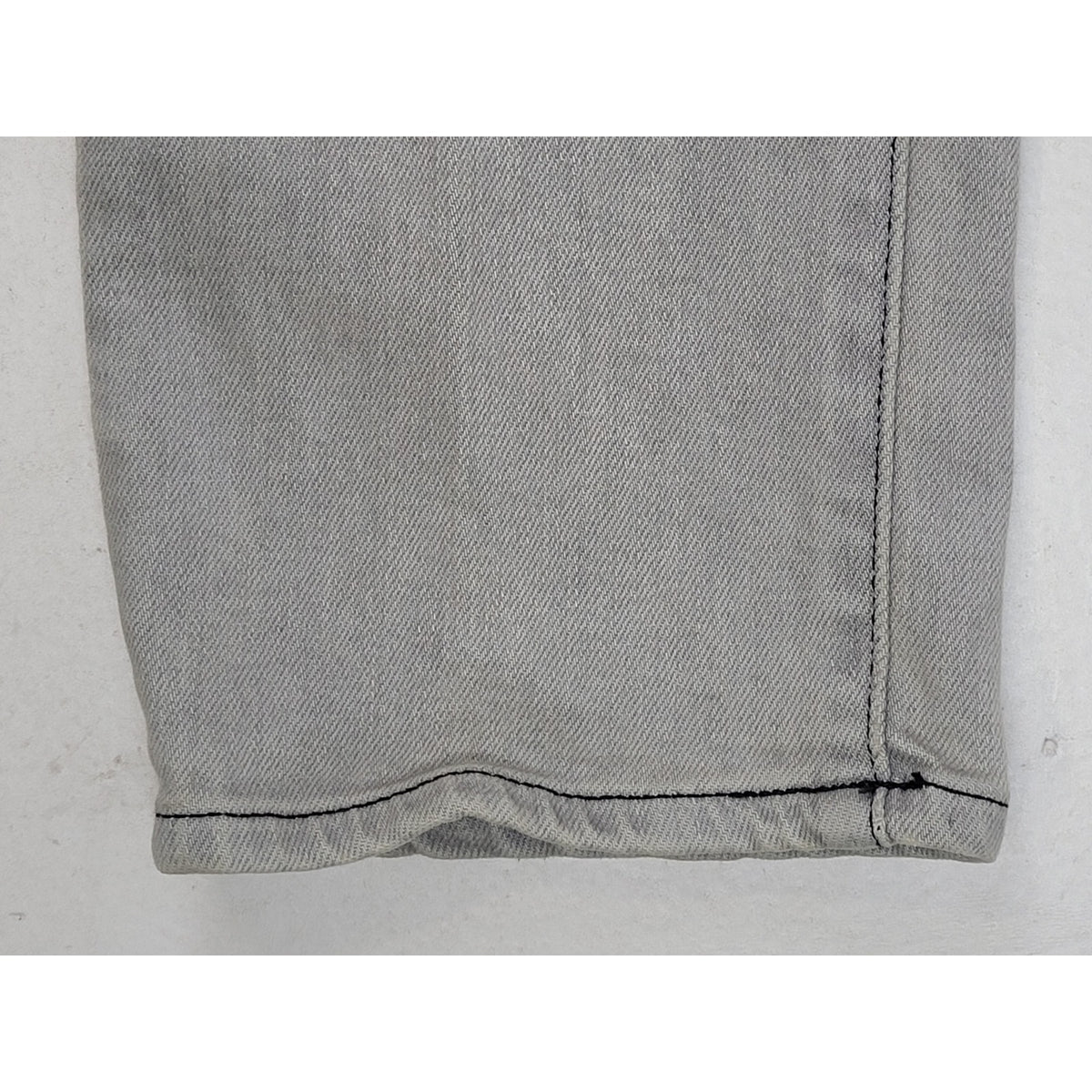 Joe's Jeans The Legend Skinny Fit Light Grey Denim Kinetic Soft Fabric Sz 33 NWT