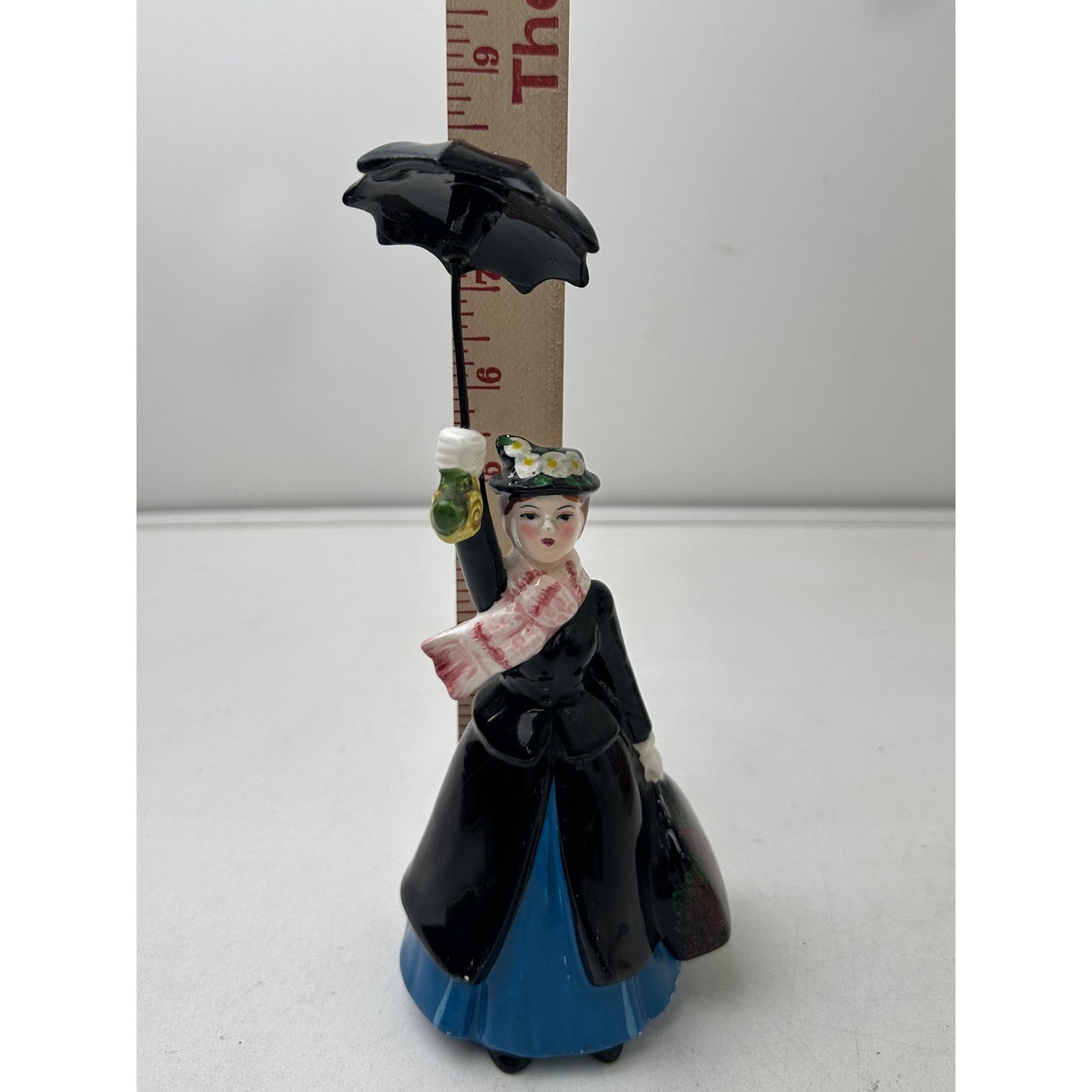 Vintage Disney Mary Poppins Ceramic Figurine W/ Umbrella