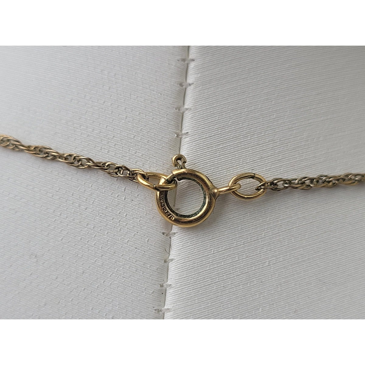 Vintage 14K Gold-Filled Heart Locket Necklace w Floral Etching | 18" Chain