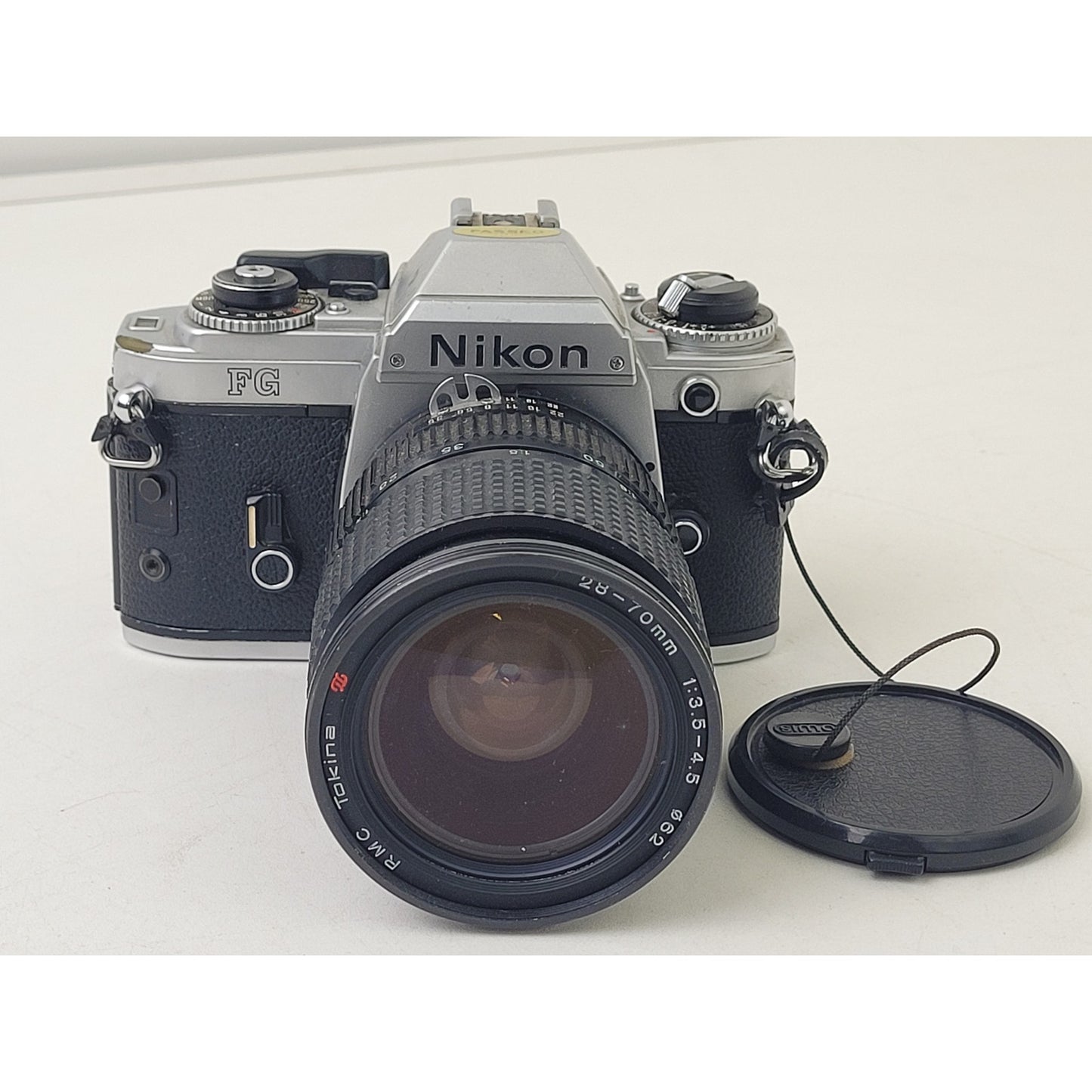 Nikon FG 35mm SLR Camera w 28-70mm f/3.5-5 Lens | Untested