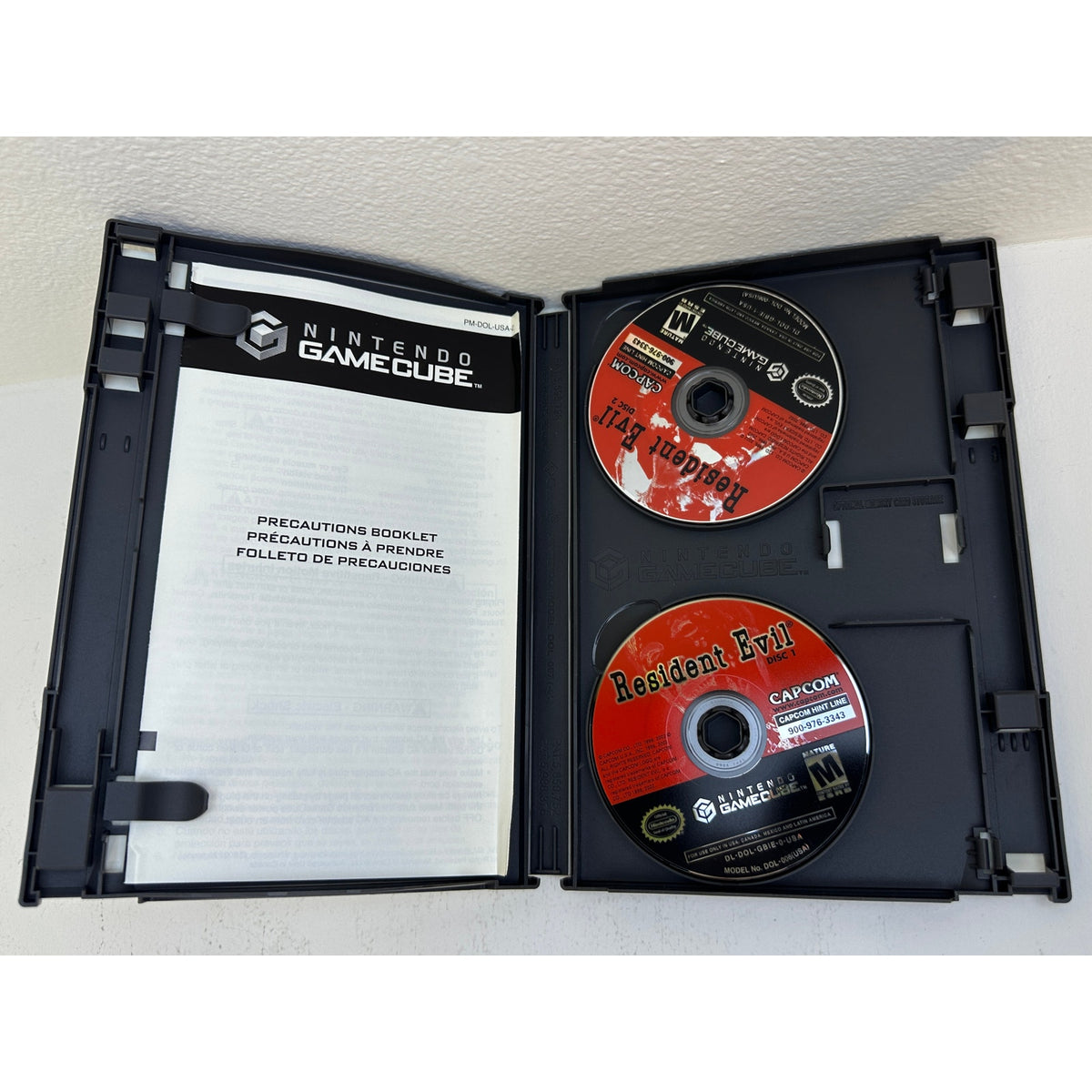Resident Evil Nintendo GameCube, 2002 CIB Black Label Untested
