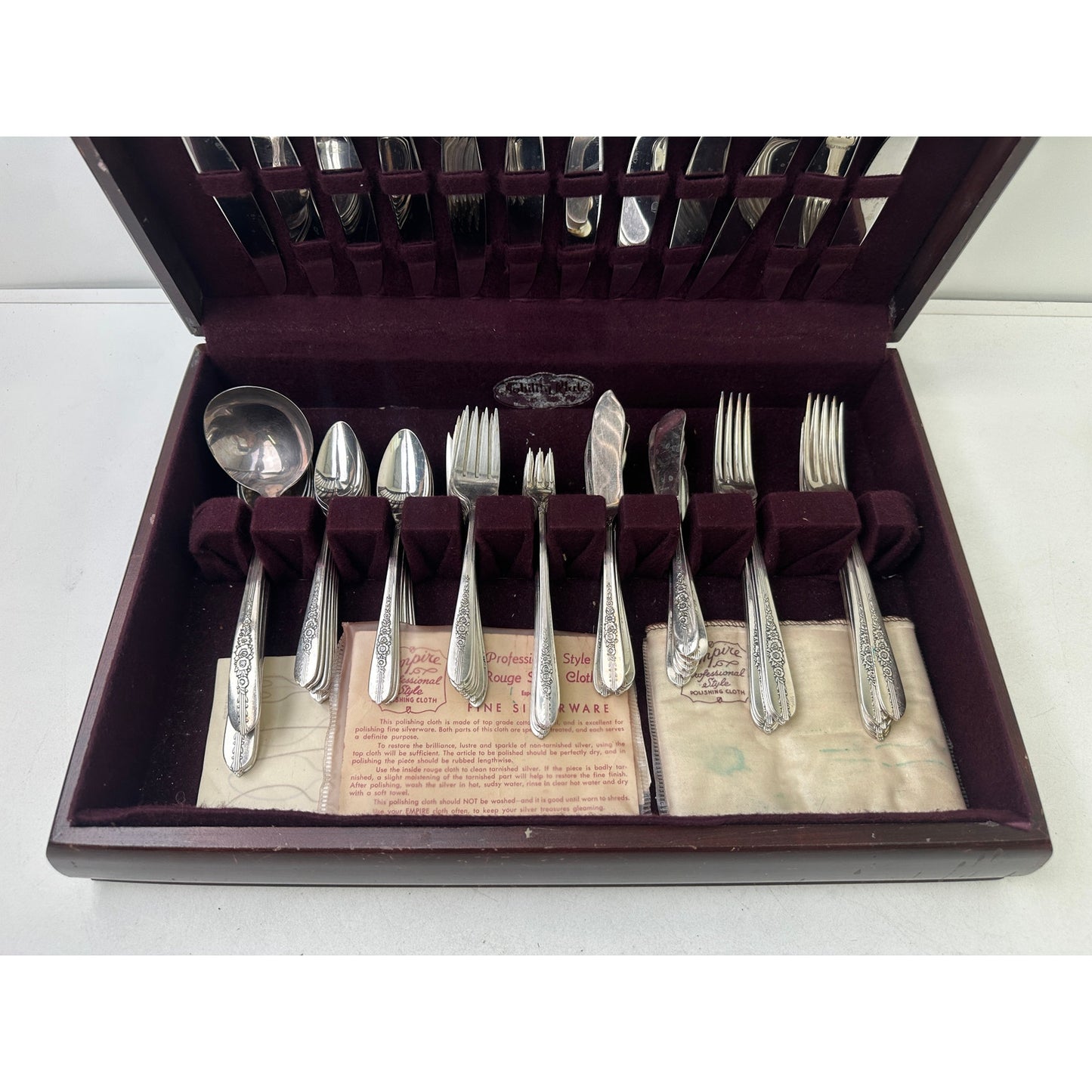 85-Piece Oneida Nobility Plate "Royal Rose" Silverware Set with Wood Chest