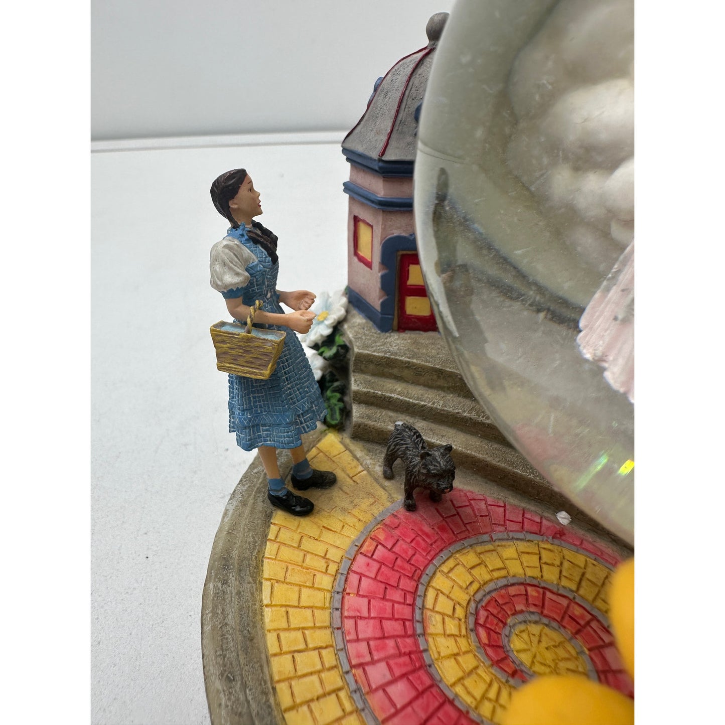 Vintage San Francisco Music Box Co. Wizard of Oz Glinda's Arrival Musical Waterglobe