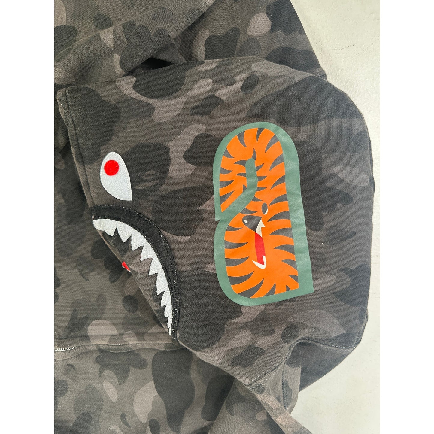 A Bathing Ape (BAPE) Black / Gray Camo Shark Full Zip Hoodie Men's Sz M/L