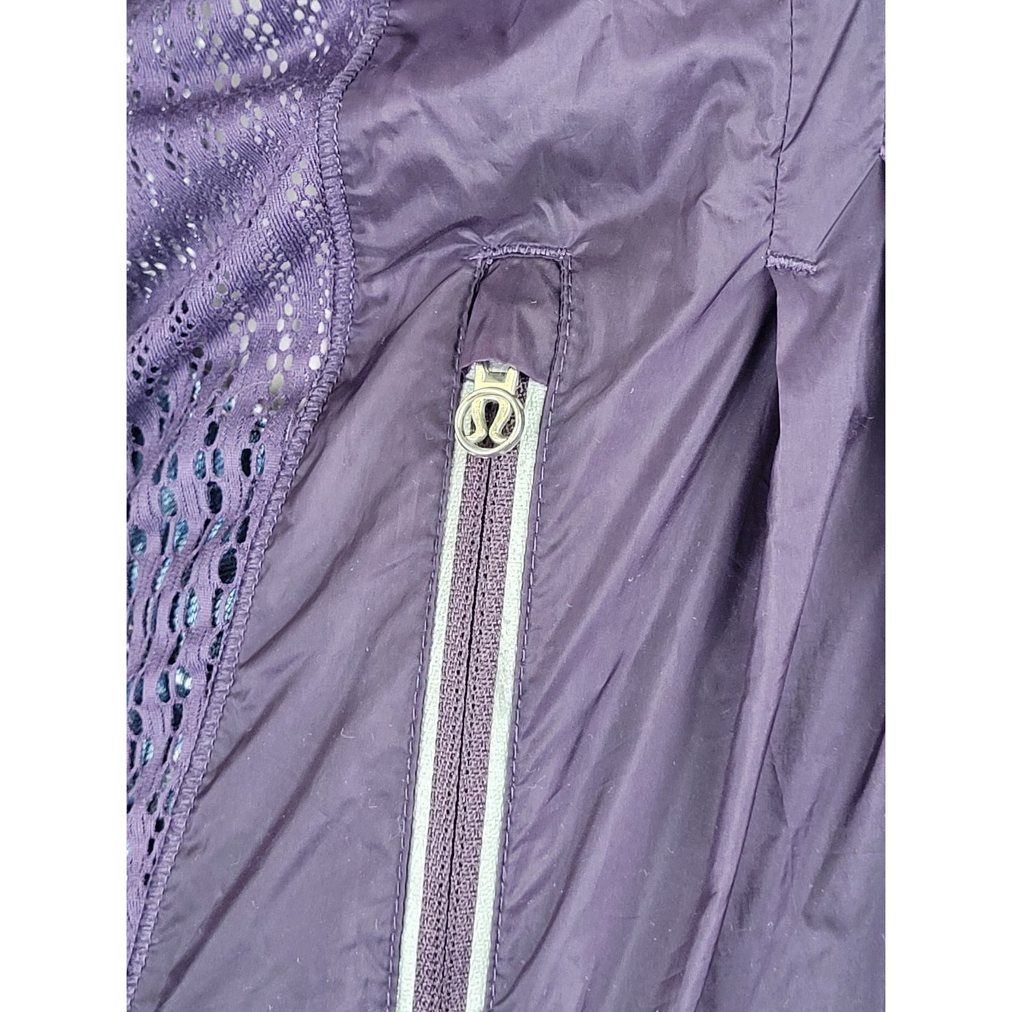 Lululemon Purple Run Wild Jacket Mesh Panels Ruffle Detail Women's Sz 4/6