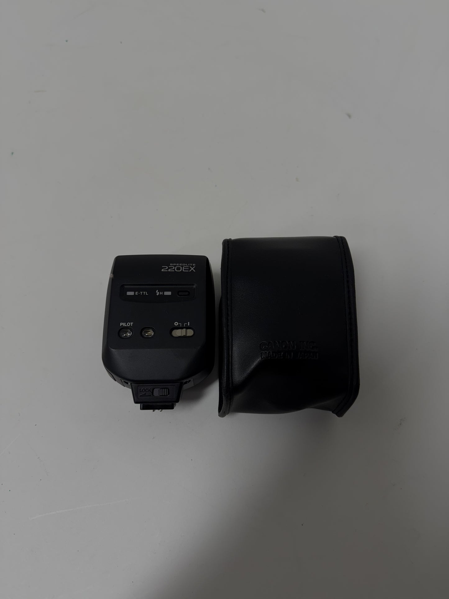 Canon 220EX Flash