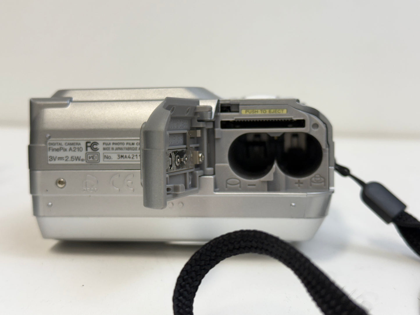 Fujifilm A210 3.2 MP Digital Camera Set