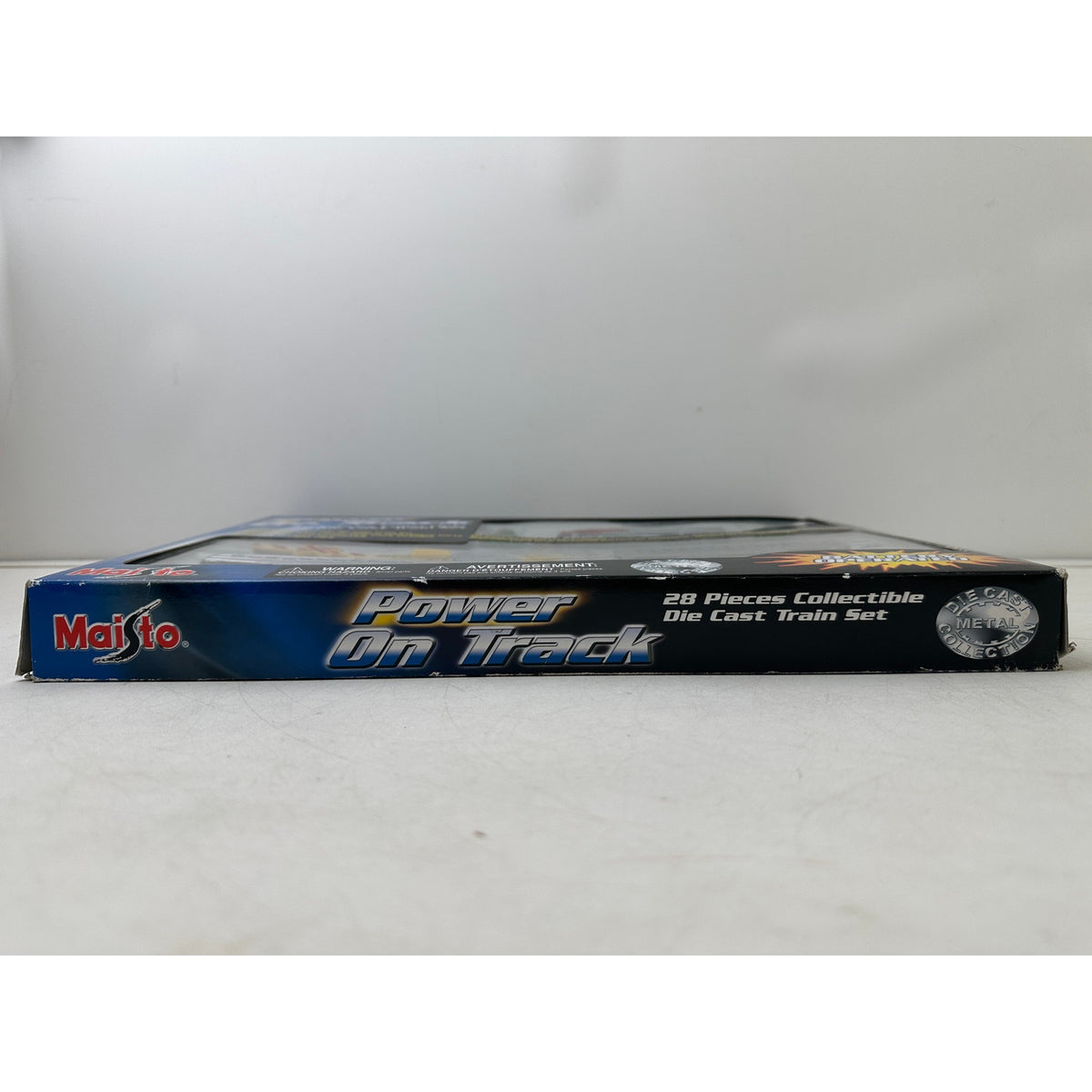 Vintage Maisto Power On Track Santa Fe 28-Piece Collectible Die-Cast Train Set