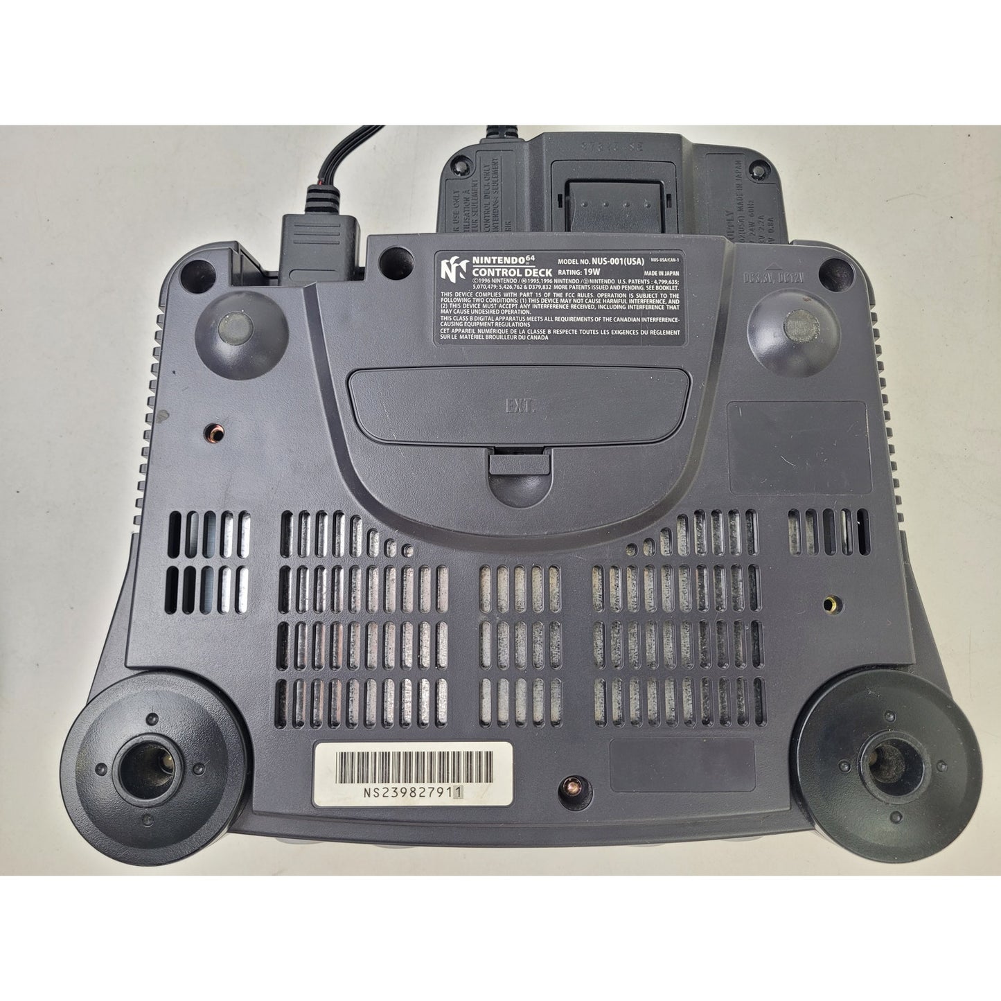 Nintendo 64 NUS-001 Console Bundle w 2 Controllers, 2 Rumble Packs, & Cables