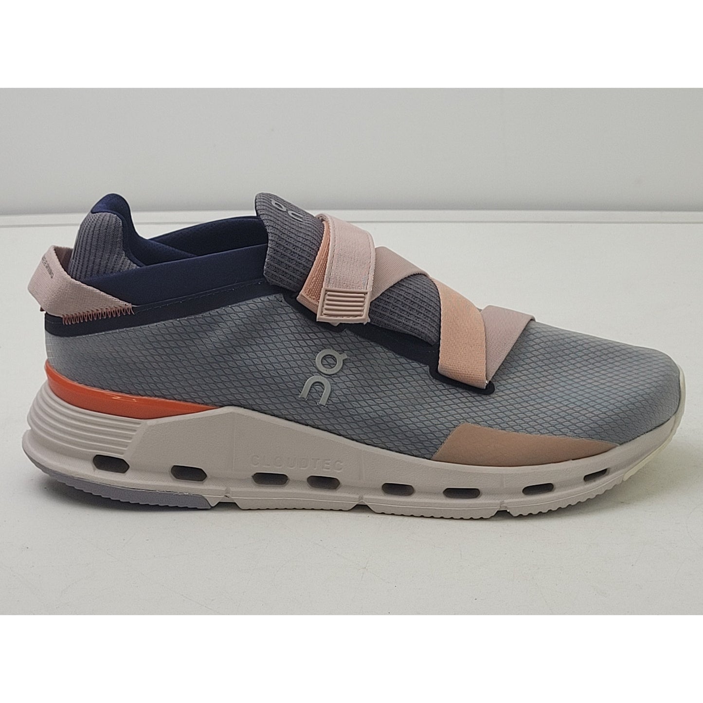 On Cloudnova Wrap Sneaker Athletic Running Shoes Women's Sz 10