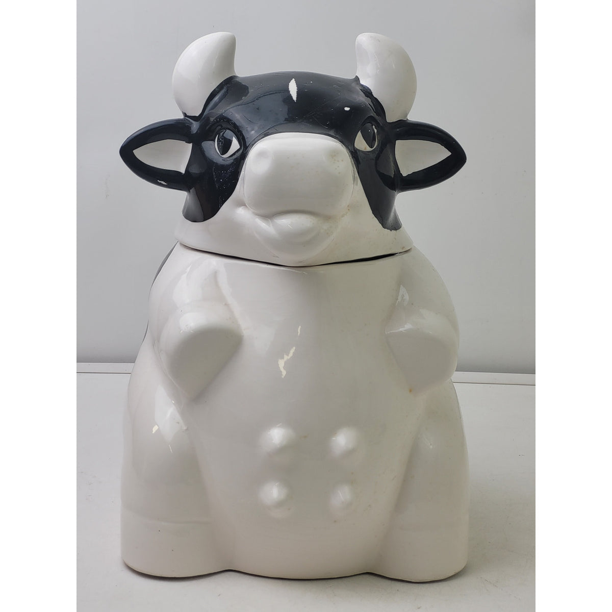 Vintage Ceramic Black & White Sitting Farm Cow Cookie Jar