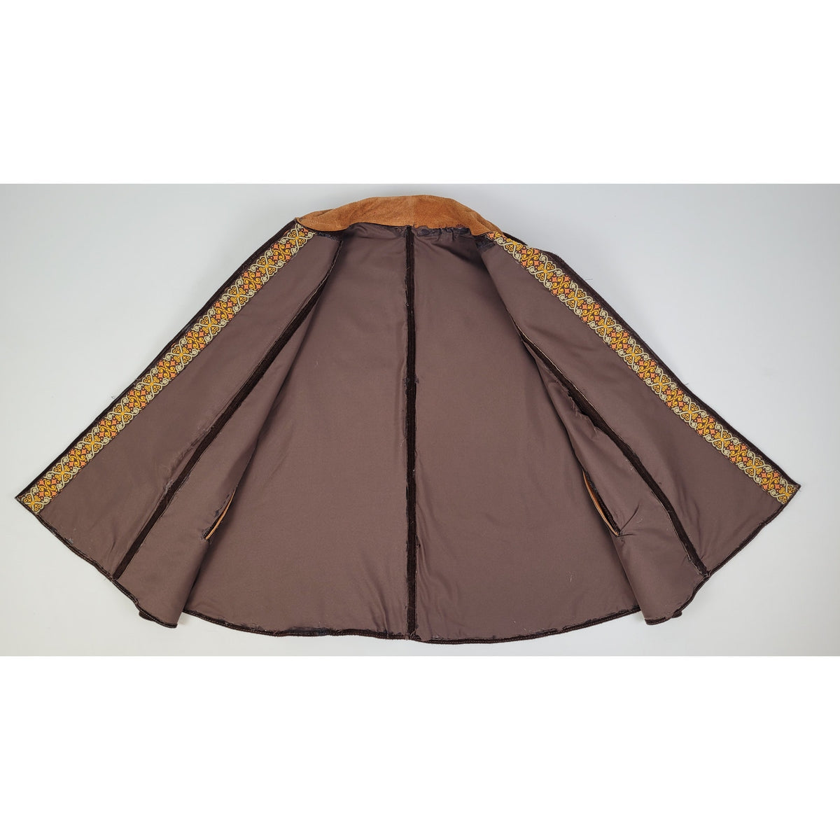 Vintage 1960s-70s Brown Suede Cape Poncho w Butterly & Flower Women's Sz XS/S