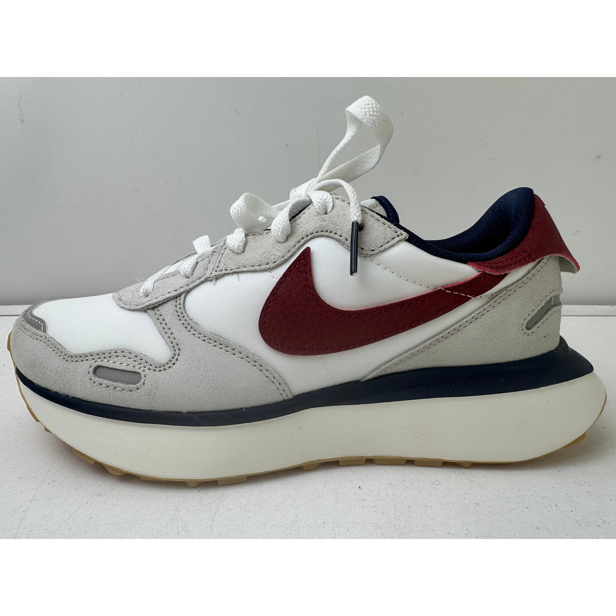 Nike Women's Phoenix Waffle "Light Bone Team Red" Women's Sz 6.5