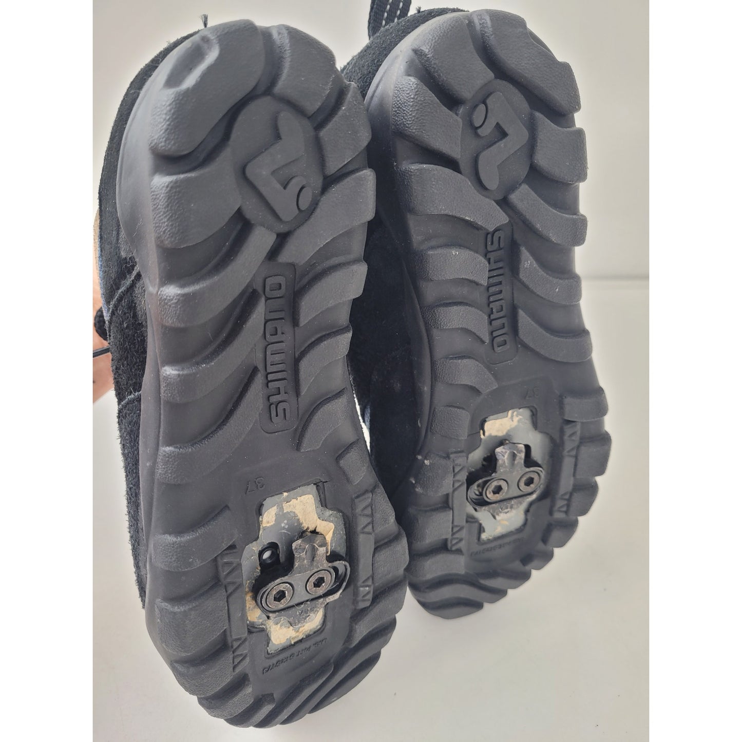 Shimano Leather Clip In Mountain Biking Shoes Women's Size 37 EU/6.5 US