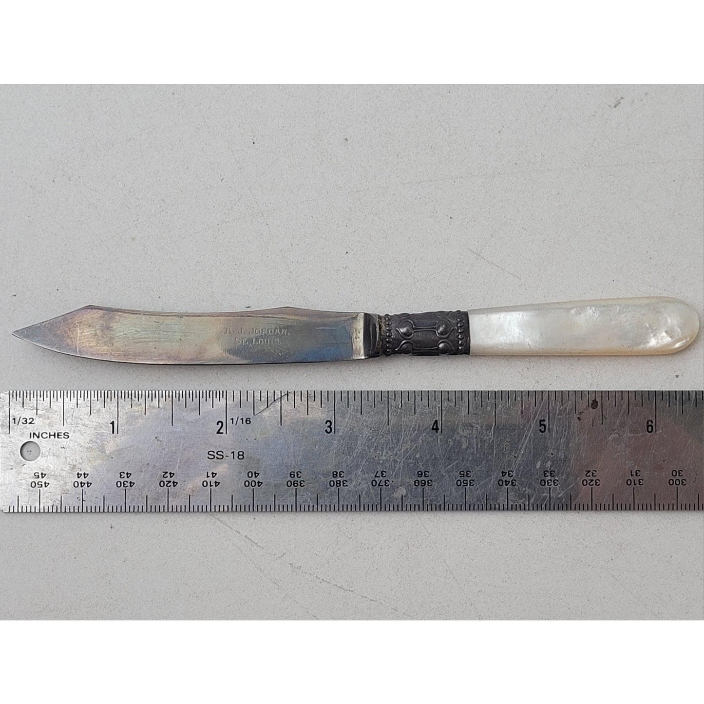 Antique A.J. Jordan Mother of Pearl Handle Fruit Dessert Knives | Set of 5