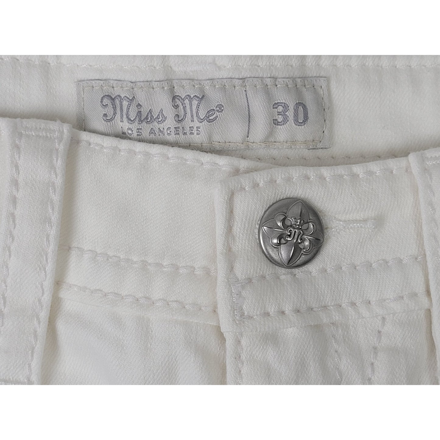 Miss Me Elara Studded Shorts White Denim Mid-Rise Women's Sz 30 NWT