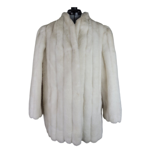 Vintage 1980s White Faux Fur Glamorous Coat Made in USA Women's Sz M/L