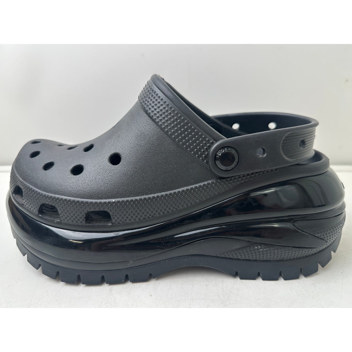 Crocs Classic Mega Crush Black Clogs Women's Sz 8