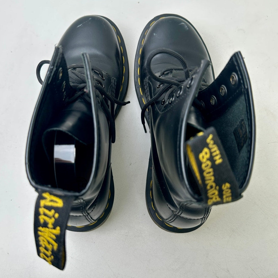 Dr. Martens 1460 Black Smooth Leather 8-Eye Lace Up Boots Women's Sz 8
